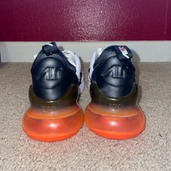 Nike AirMax 270 Premium Leather, Hyper Crimson - Women’s 8 / Men’s 6.5 - Picture 5 of 7